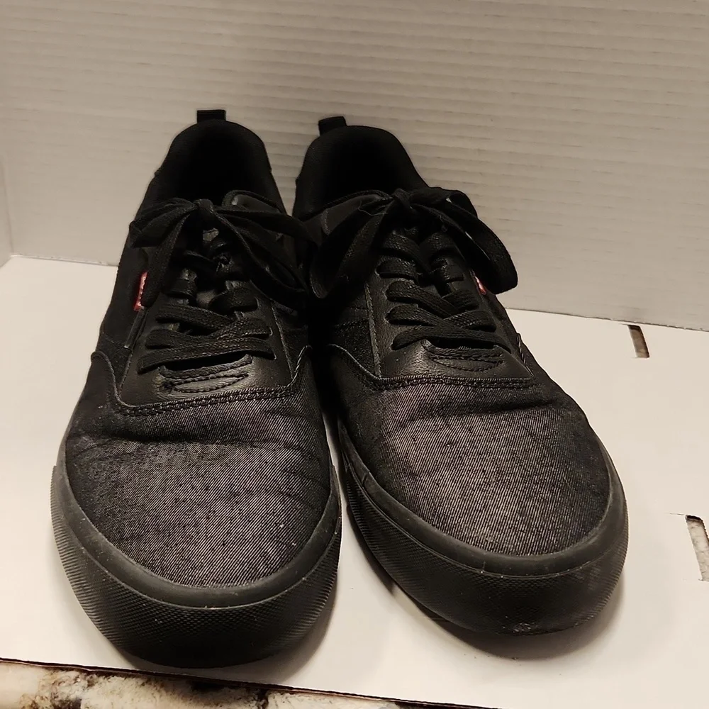 Levis Shoes Mens Size 13 Comfort Sneakers